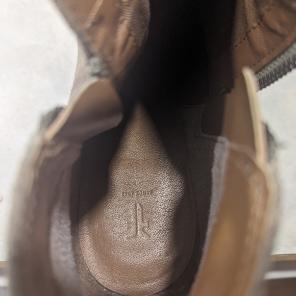 Frye Booties Boots Suede 10 womens - Picture 2 of 10